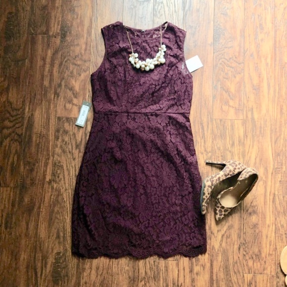Bridal Collection Eva Mendes Maroon Dress - Size 6